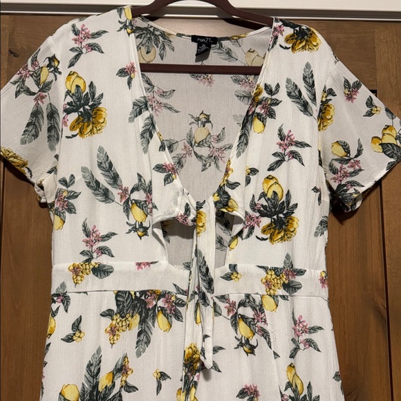 Rue 21 tie front lemon maxi dress 🍋 Womens XL 2 slit front Resort vacation Beach - Picture 2 of 15